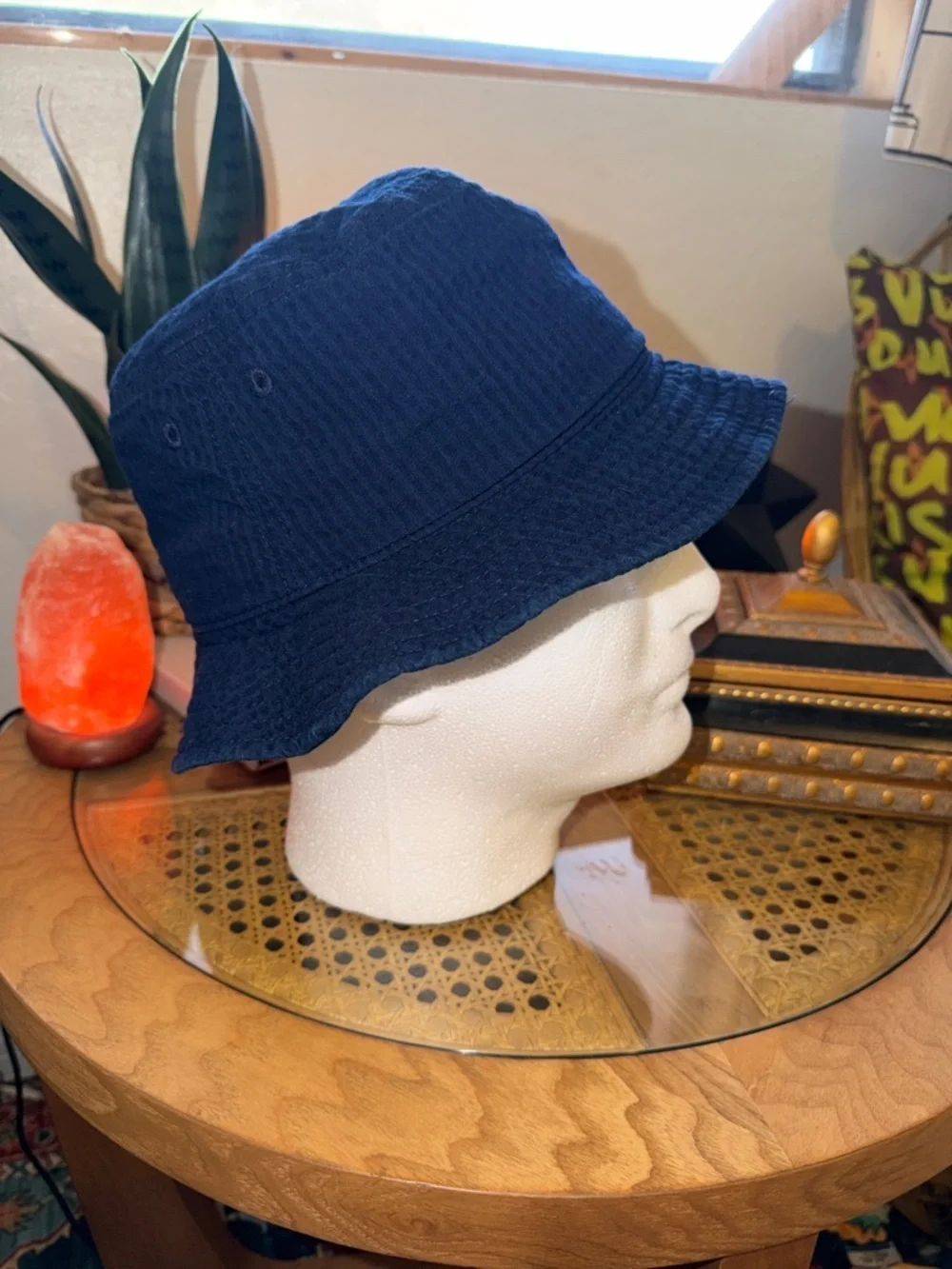 American Eagle Outfitters classic bucket